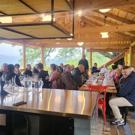 Sadmeli Winery Hotel Амбролаури Екстериор снимка