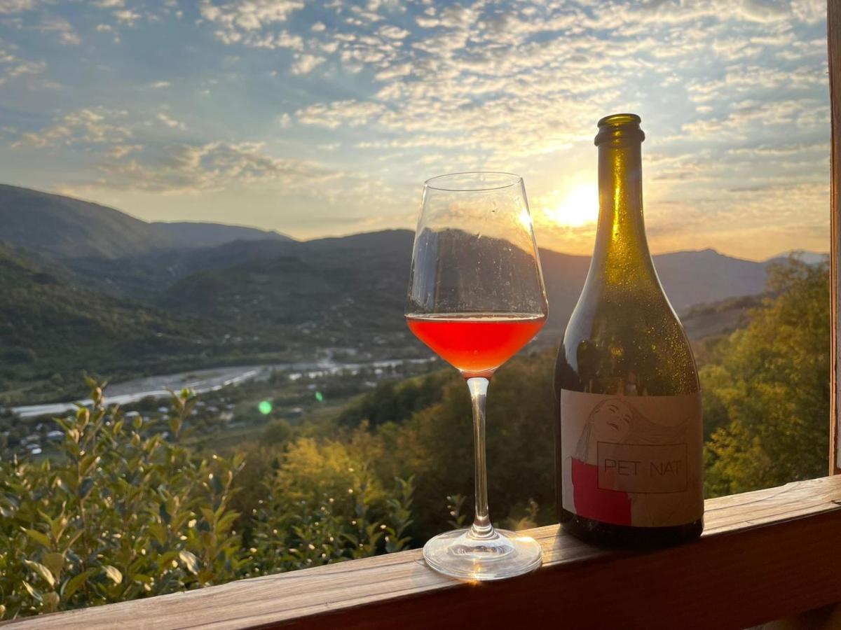 Sadmeli Winery Hotel Амбролаури Екстериор снимка