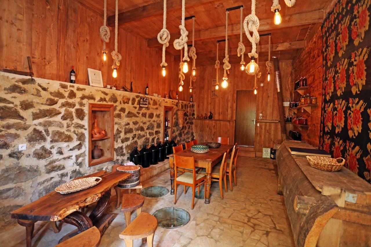 Sadmeli Winery Hotel Амбролаури Екстериор снимка
