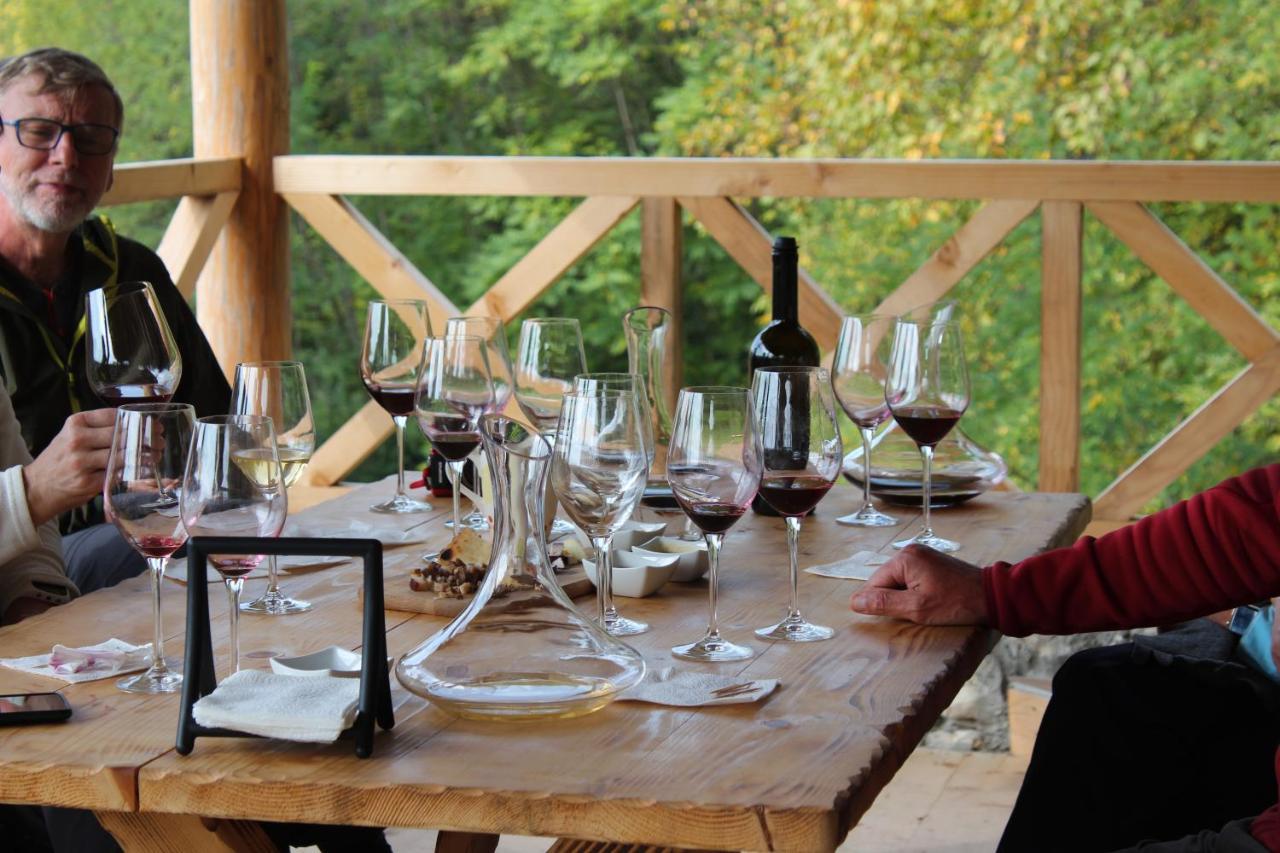 Sadmeli Winery Hotel Амбролаури Екстериор снимка