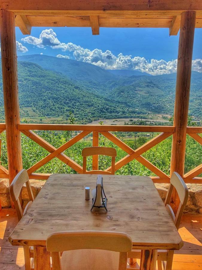Sadmeli Winery Hotel Амбролаури Екстериор снимка